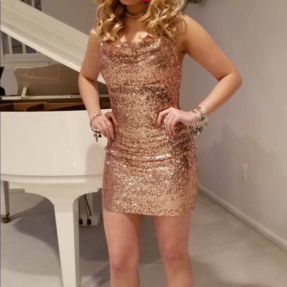 sequin dress - Picture 4 of 4